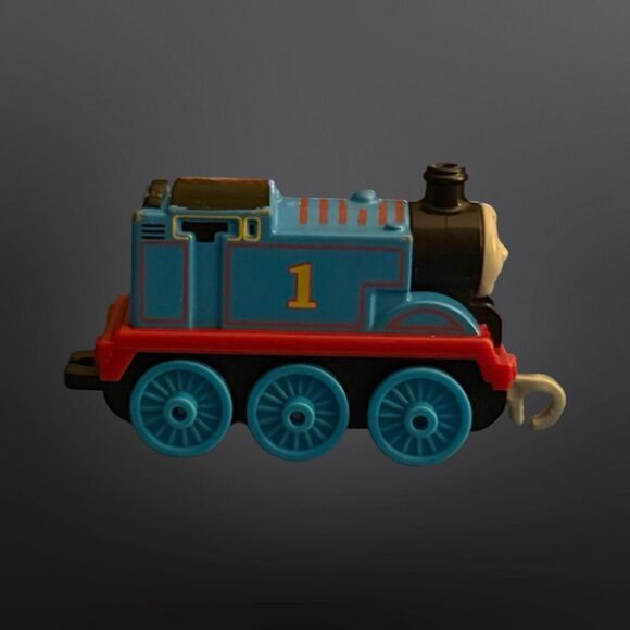 Thomas & Friends TrackMaster Push Along Thomas Toy Train Engine B4 - Picture 4 of 7